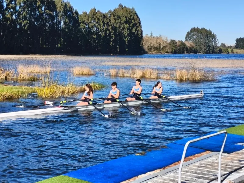 26 remeros puertovarinos participaron de la segunda fecha del Campeonato Regional de Remo Tradicional