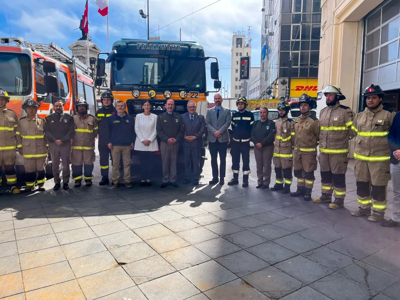 Bomberos de Chile refuerza compromiso ético y  legal a través de inédito diplomado con la USS