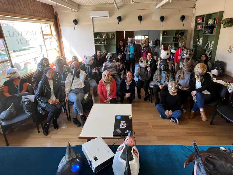 Carnaval del Sur realizó jornada de bienestar para profesionales  de la red del Servicio de Protección Especializada Los Lagos
