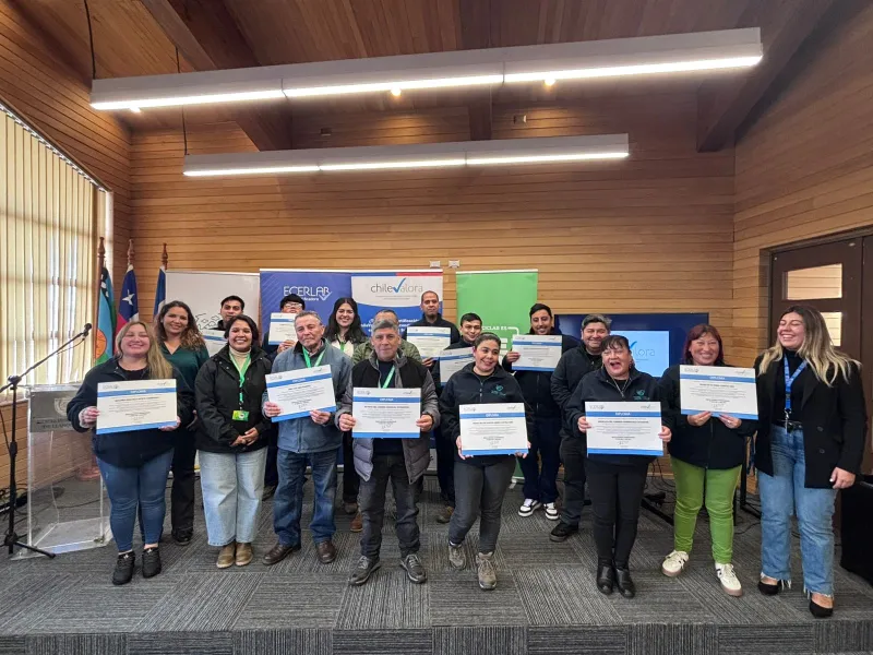 Catorce trabajadores de la Asociación de Municipios certificaron sus competencias laborales en el perfil de Reciclador(a) de Base Avanzado