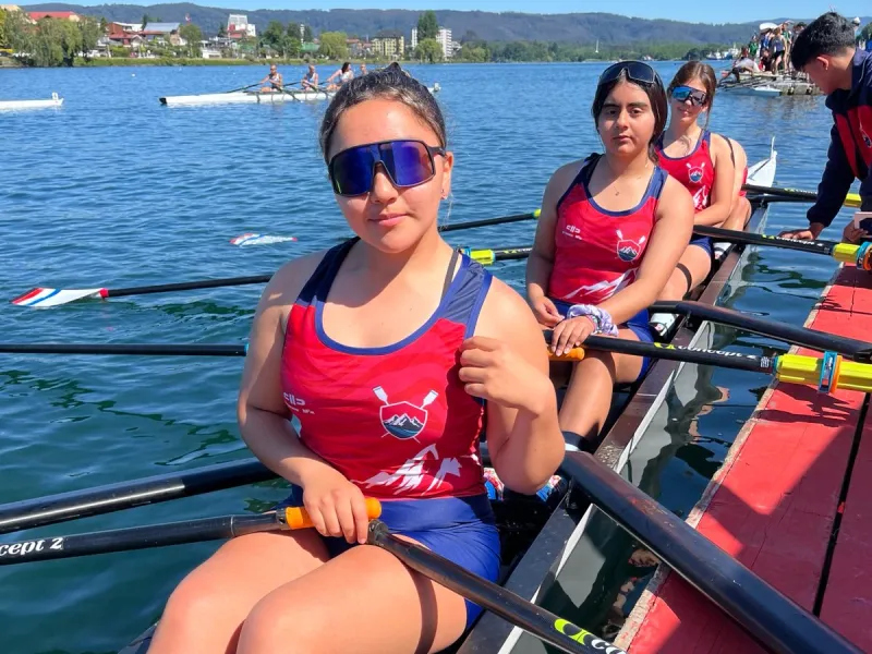 Coastal Rowing Club Patagonia de Puerto Varas obtuvo excelentes resultados en Campeonato Nacional de Remo Series Bajas