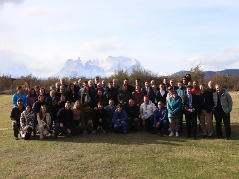 Encuentro de Diarios Regionales 2025: Cena Anual de la Prensa reunió a más de 50 medios de todo el país en Torres del Paine