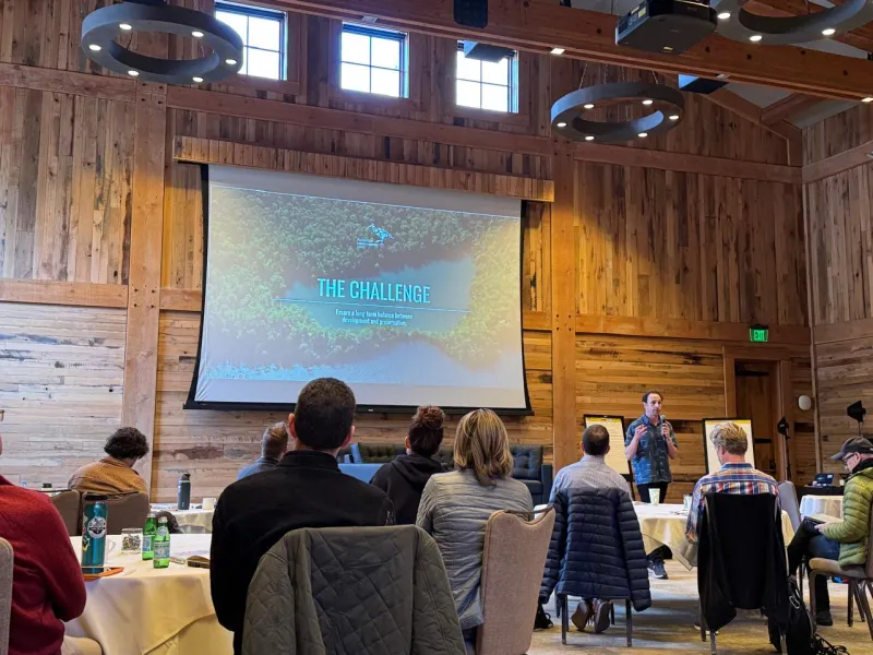 Fundación Chilena que Protege Los Lagos Norpatagónicos Expuso en Encuentro Global de Tecnología y Cambio Social
