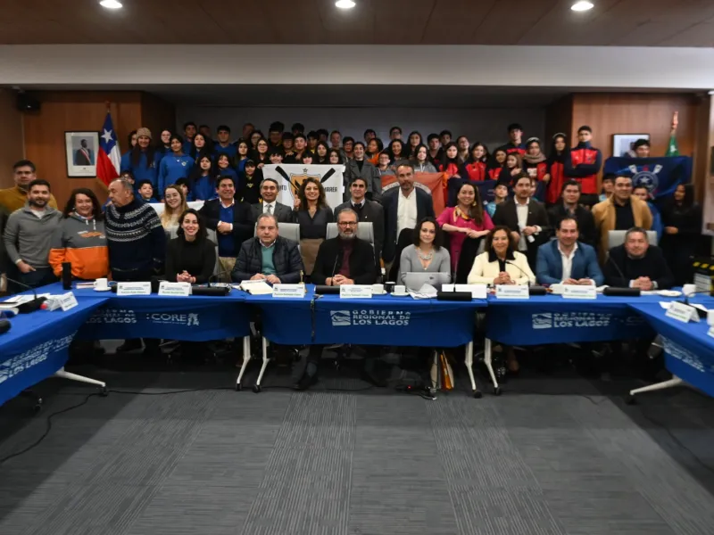 Gobierno Regional entrega histórico aporte a los cinco clubes de remo de la provincia de Llanquihue