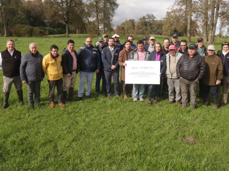INDAP y el Gobierno Regional lanzaron programa para revitalizar suelos agrícolas en la Región de Los Lagos