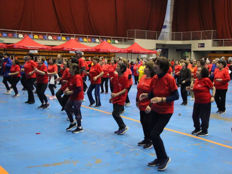 Personas mayores participaron en el “Día del Adulto Mayor”