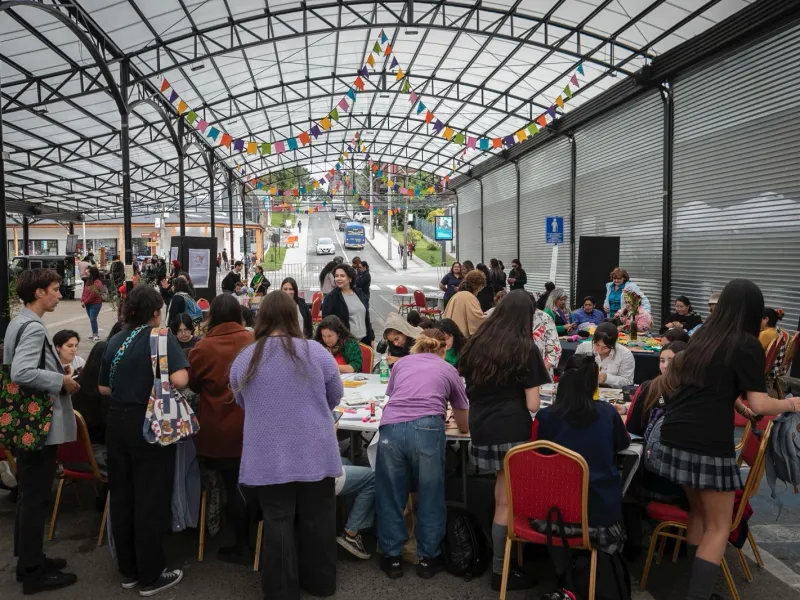 Puerto Varas conmemora el Día Internacional de la Mujer con jornada cultural, talleres y presentaciones artísticas