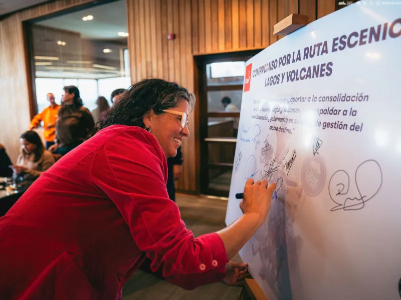 Subsecretaria de Turismo visitó Puerto Varas para la oficialización de la nueva Corporación Ruta Lagos y Volcanes