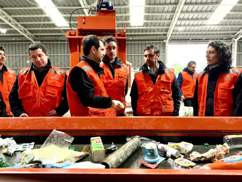 Subsecretario de Subdere visita el CTI La Laja y destaca modelo de gestión de residuos de la Provincia de Llanquihue