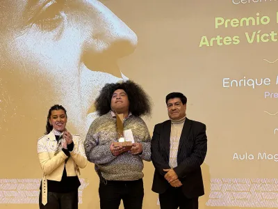 Acordeonista de Caguach Enrique Millán Unquén recibió el Premio Víctor Jara
