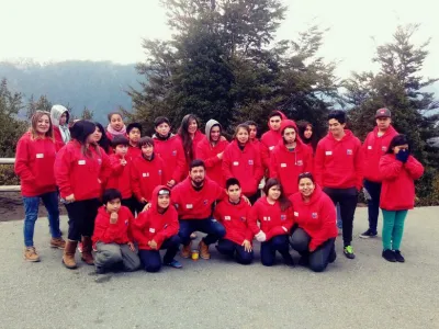 Alumnos EDI visitaron el Volcán Osorno y realizaron caminatas por los senderos de los saltos de Petrohué