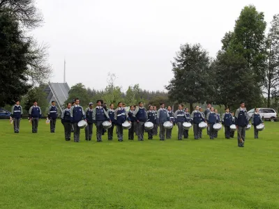 Banda Escolar Sor María Oliva del Colegio Felmer obtuvo destacada participación en Concursos de Banda de Guerra en Valdivia y en Purranque