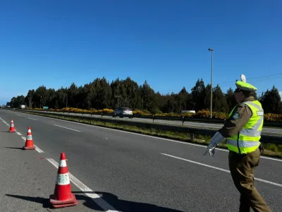 Carabineros detiene a conductor que manejaba a 249 km/h