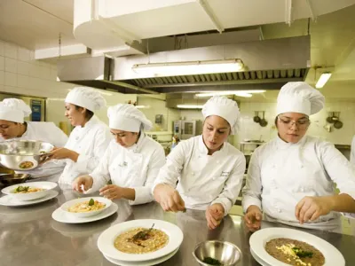 Carrera con Gratuidad Centro de Formación Técnica Santo Tomás: Gastronomía Internacional y Tradicional Chilena, profesionales al rescate de nuestro patrimonio culinario
