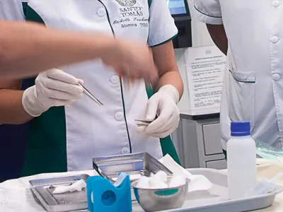 Carrera con gratuidad Centro de Formación Técnica Santo Tomás: Técnicos en Enfermería de Nivel Superior, profesionales necesarios en el área salud