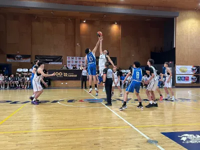 CDE Alemán se quedó con el Clásico Lacustre: ganó en las cuatro categorías competitivas ante Puerto Varas Basket