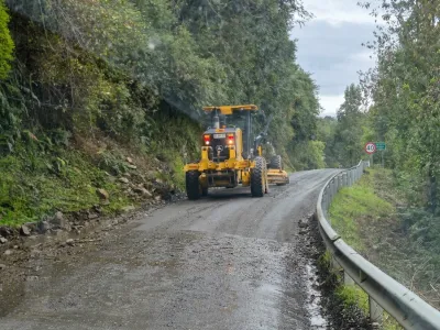 Cochamó cuenta con empresa con dedicación exclusiva a la conservación de caminos en la comuna