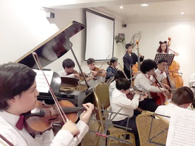 Comentario Cultural de Manuel Gallegos Abarca, escritor: Aplausos para Niños Músicos  