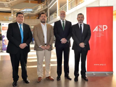 Crecen las dificultades de los periodistas para acceder a la información pública en Chile