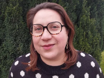 "Desafíos presentes y futuros de la participación ciudadana a nivel local" por Dra. Karina Retamal Soto,  Escuela de Administración Pública, Instituto de Gestión e Industria Universidad Austral de Chile