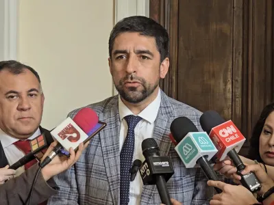 Diputado Barría solicita a Contraloría priorizar revisión de contratos de caminos en la región de los Lagos