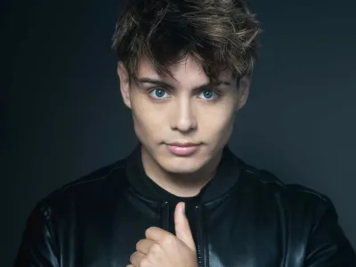 Emergente cantante nacional “Bray On” hoy viernes en Dreams