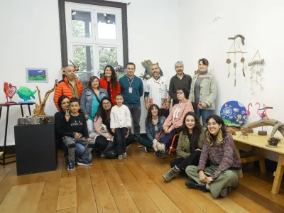 Esculturas creadas por niños y familiares de Teletón Puerto Montt se exhiben en Centro Cultural Bosque Nativo