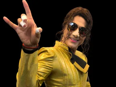 Hoy comediante Cristian Henríquez trae a Puerto Varas a “Mikel Pérez Jackson”