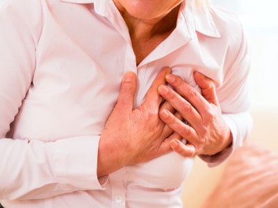 Infarto femenino y diferentes síntomas