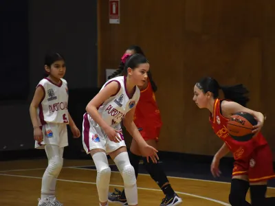 Jornada perfecta en el Fiscal: Rama Femenina Puerto Varas le ganó a Español de Osorno en todas sus categorías competitivas