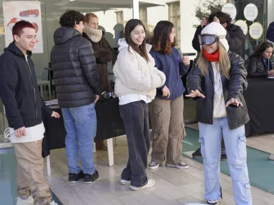 Jóvenes podrán ganar millonario premio  por crear videos de prevención del consumo de drogas