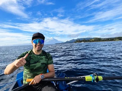 Manuel Triviño, el nuevo presidente de la Asociación Regional de Remo que busca convertir a Puerto Varas en la capital del Coastal Rowing