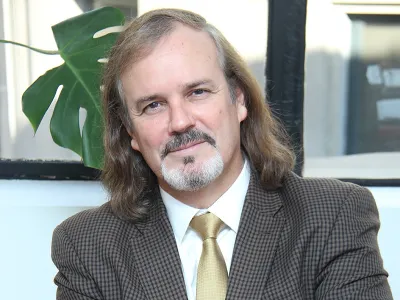 [OPINIÓN] "Descentralizar el poder, fortalecer el territorio" Por José Miguel Benavente, Vicepresidente Ejecutivo Corfo