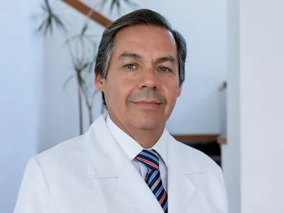 [OPINIÓN] ¿Es precipitado dejar de usar mascarillas? Por Carlos Pérez, decano de la Facultad de Medicina y Ciencia de la Universidad San Sebastián