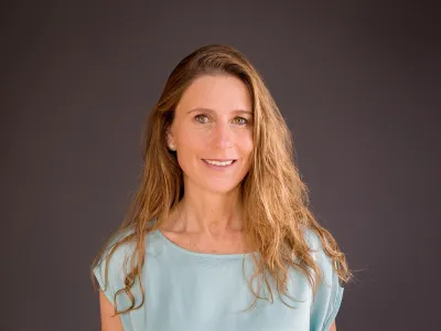 [OPINIÓN] "Impulso al empleo femenino… De la mano del cuidado de los niños". Por Anne Traub, Directora ejecutiva Fundación Niños Primero
