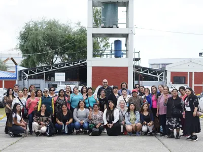 Pescadoras artesanales de La Araucanía realizaron visita técnica a Fundación Chinquihue
