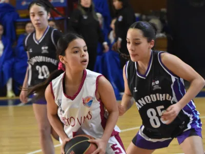 Rama Femenina Puerto Varas sumó dos triunfos ante Comunal Llanquihue y se mantienen como líderes en FEMISUR 2026