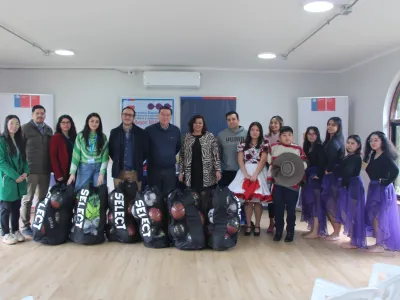 Residencia Reloncaví y Aldea SOS de Puerto Varas recibieron implementación deportiva