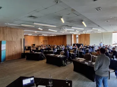 Salmonicultores se reúnen en seminario para conversar sobre los desafíos y el manejo del Caligus