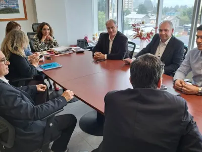 Servicio de Salud Del Reloncaví e Instituto Intecnus evalúan primeras atenciones a usuarias de radioterapia