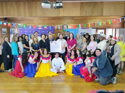 Servicio Nacional de Migraciones Pública otorga el Sello Migrante al Municipio de Puerto Varas
